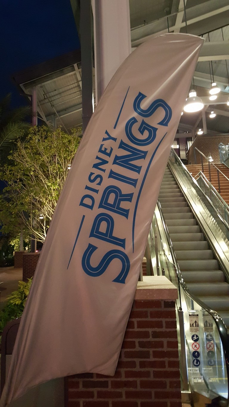 top-10-freebies-at-disney-springs