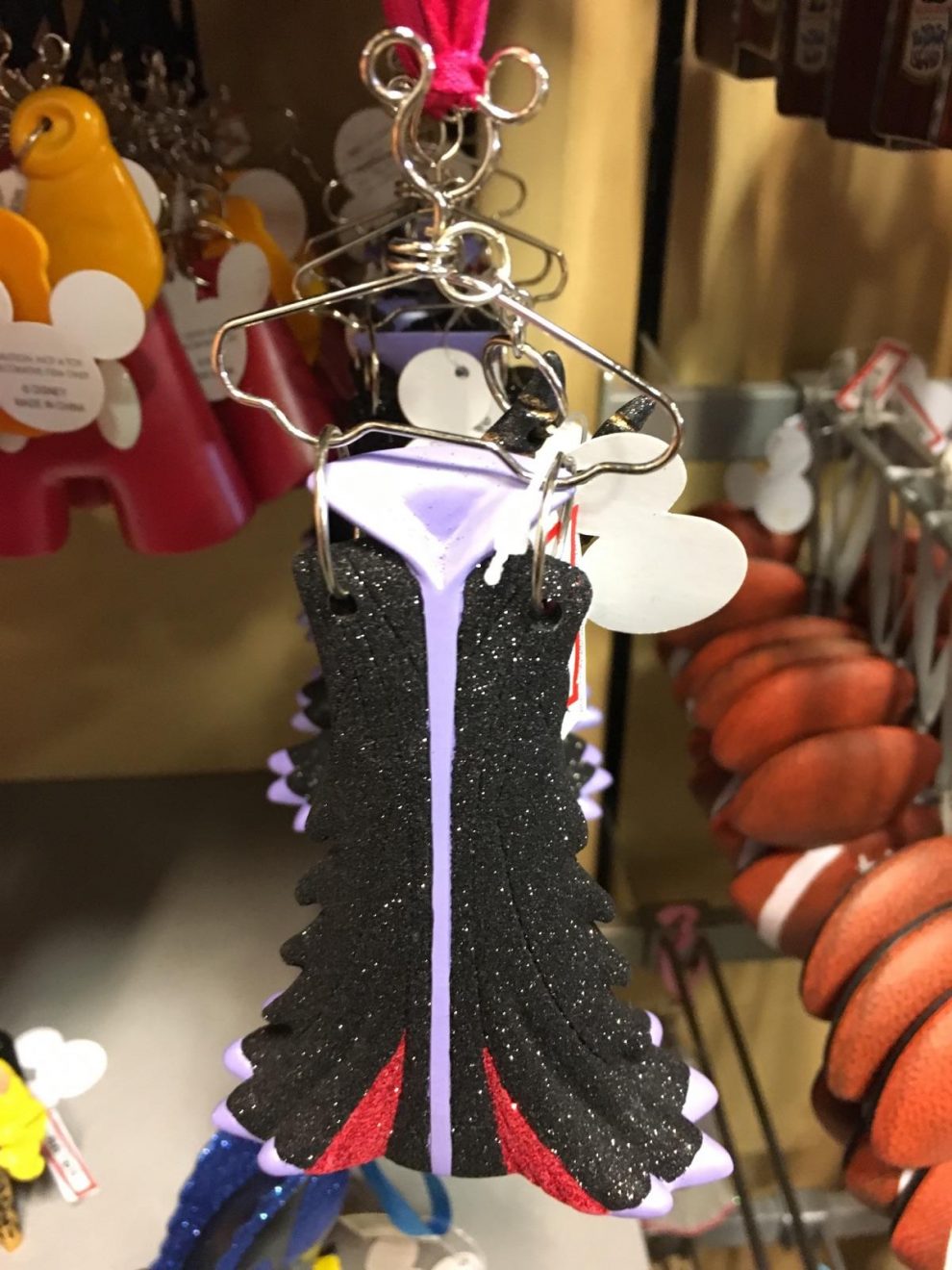 Tons Of Fashionable Disney Christmas Ornaments Available For Killer