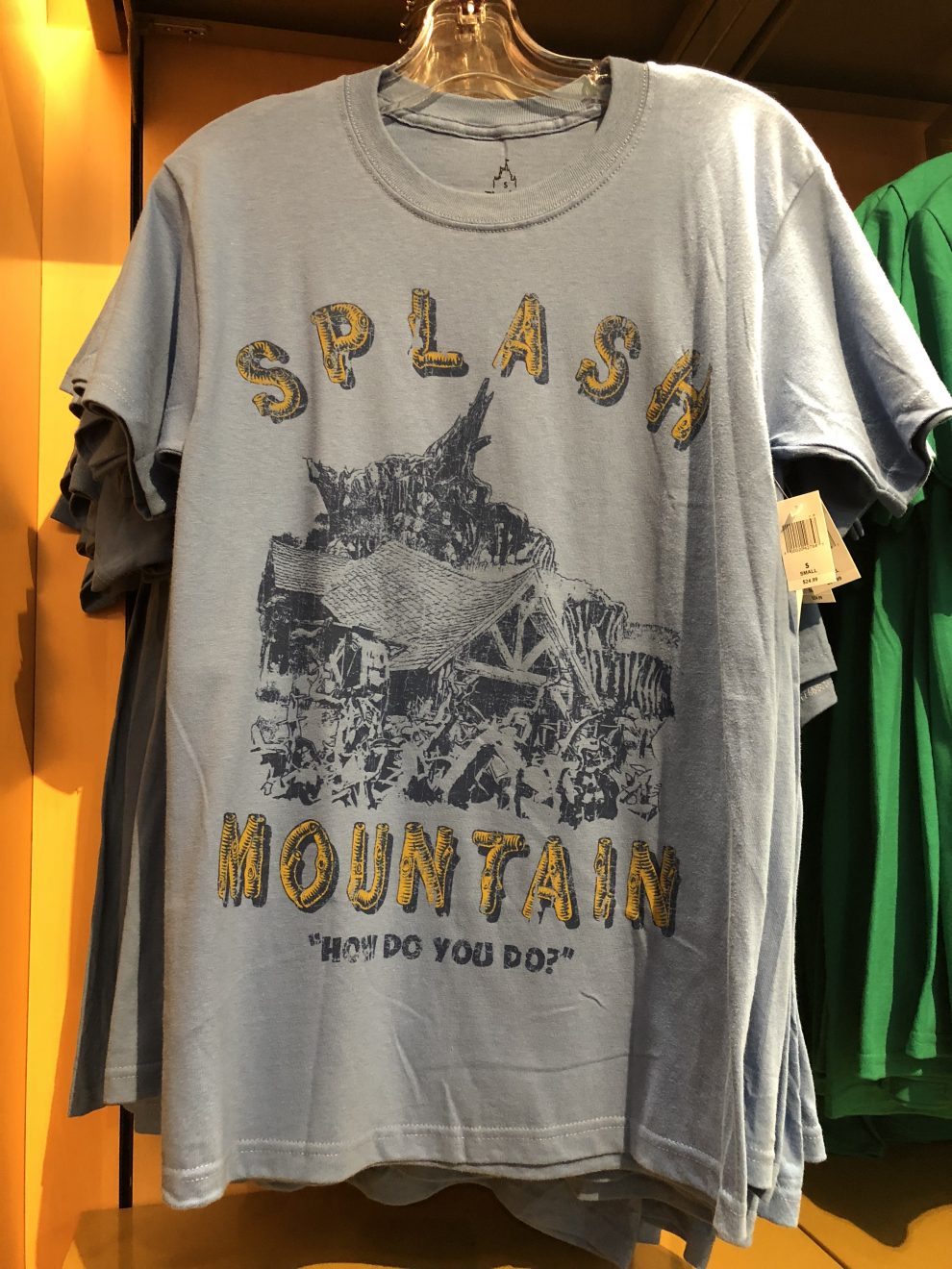 Park Attraction Tees with Vintage Style! - Fashion