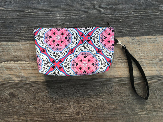 Flower and Garden Inspired Wristlets Perfect For Spring! - Shop