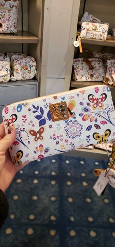 Dooney and bourke on sale flower and garden 2019