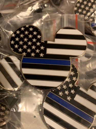 Mickey thin store blue line