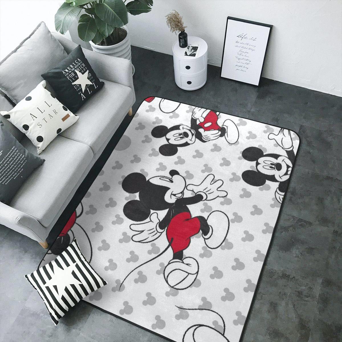 Disney Discovery Mickey Mouse Rug Decor