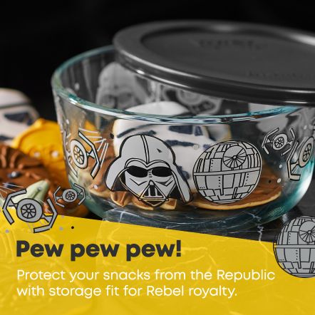 STAR WARS PYREX 8 Piece Set Of 4 Bowls w Lids Yoda Darth Vader