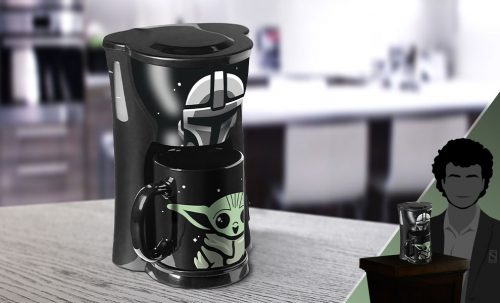 https://disneyfashionista.com/wp-content/uploads/2020/06/the-mandalorian-inline-single-cup-coffee-maker-with-mug_star-wars_feature-500x303.jpg