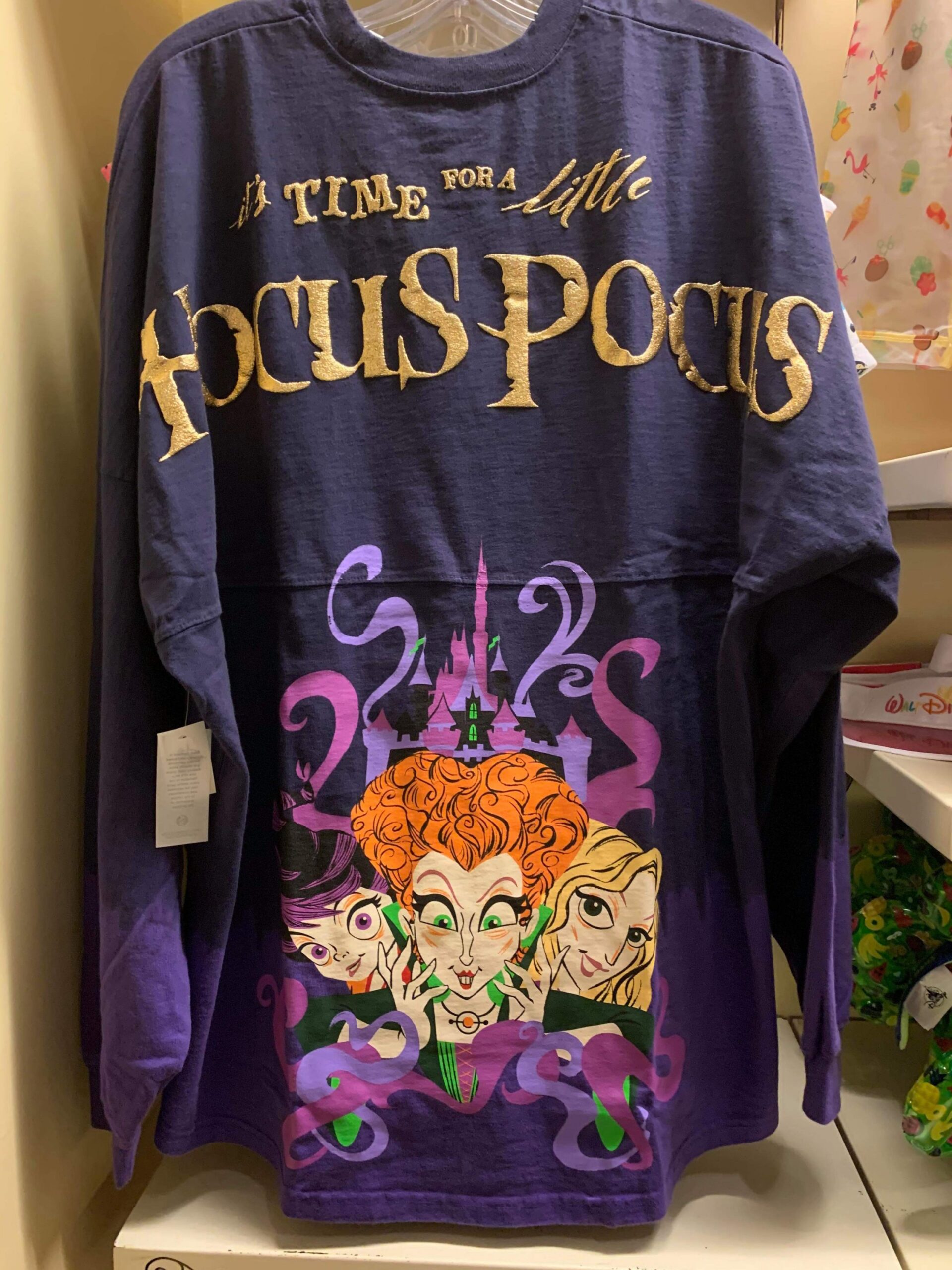 The Hocus Pocus Merch at Disney Parks Has Me Reaching For My Wallet ...