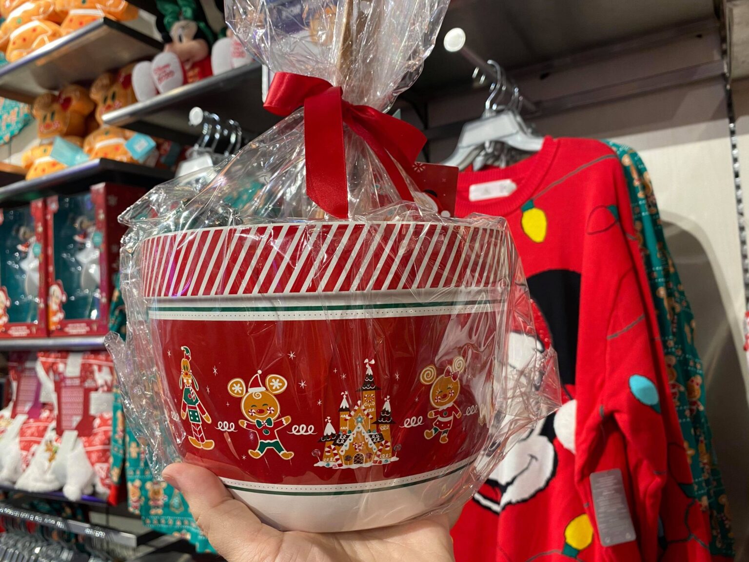 The New Disney Holiday Mixing Bowl Set Mixes Up Some Magic Decor