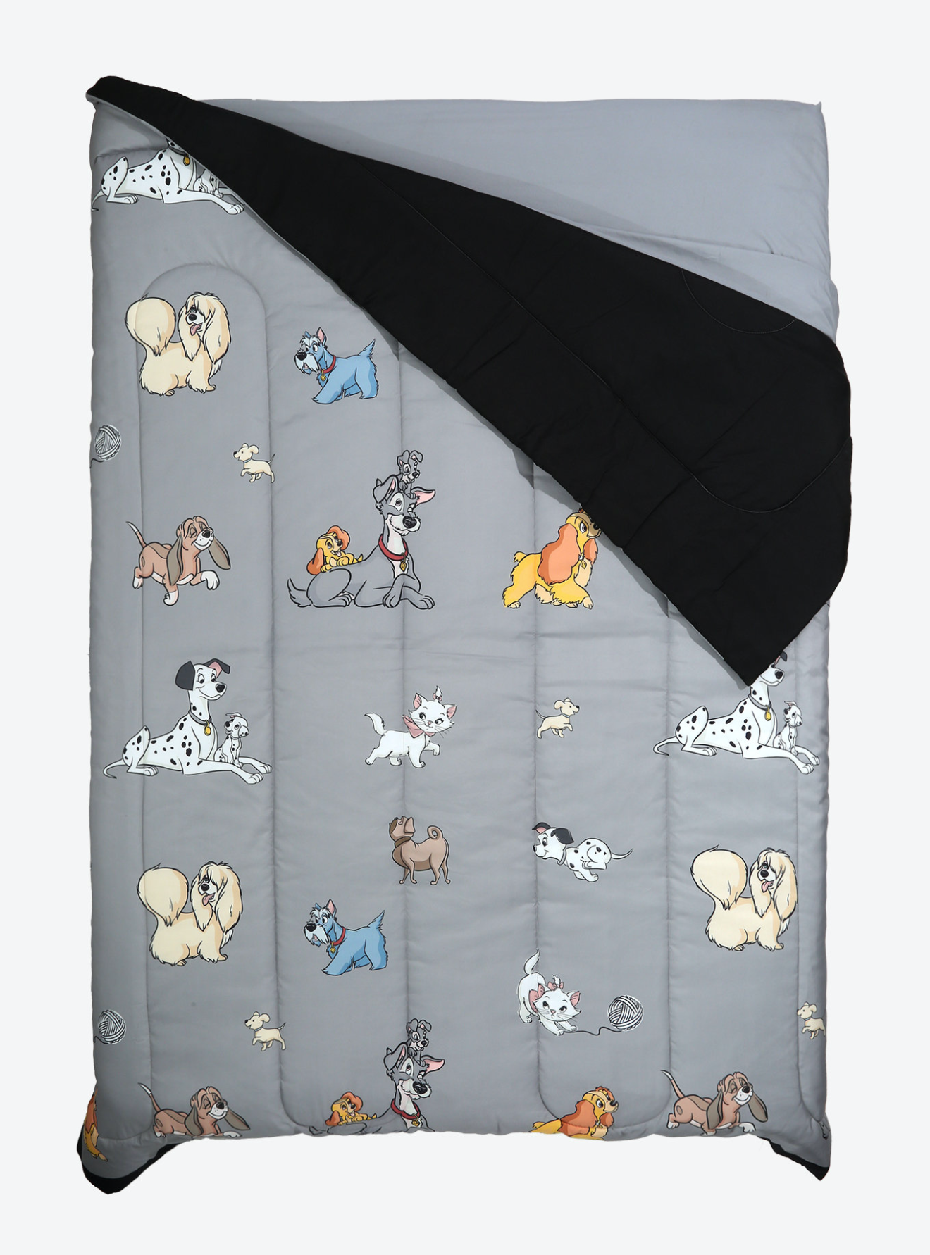 This Disney Cats And Dogs Comforter Is Pawsitively Pawsome home