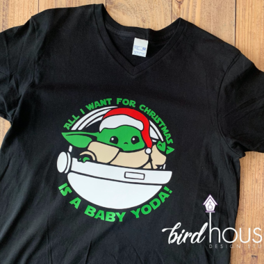 Baby Yoda Christmas Tee