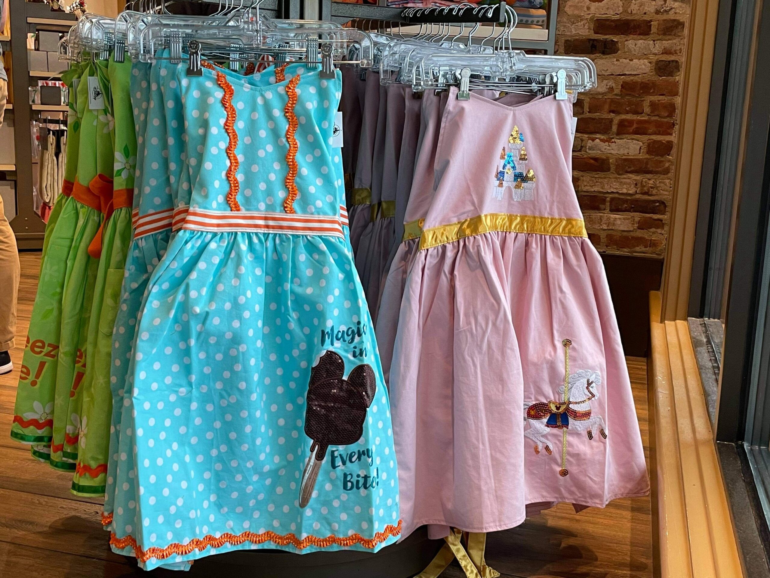 PHOTOS: NEW Aprons and Kitchen Towels Themed to Enchanted Tiki Room, Orange  Bird, The Three Caballeros, and More Arrive at Disney Parks - WDW News Today