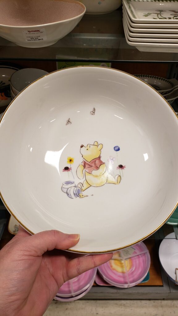 Winnie the outlet pooh dinnerware