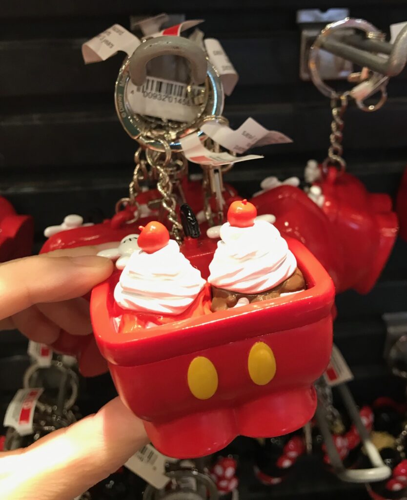 Disney Parks Minnie Mouse Popcorn Bucket Keychain