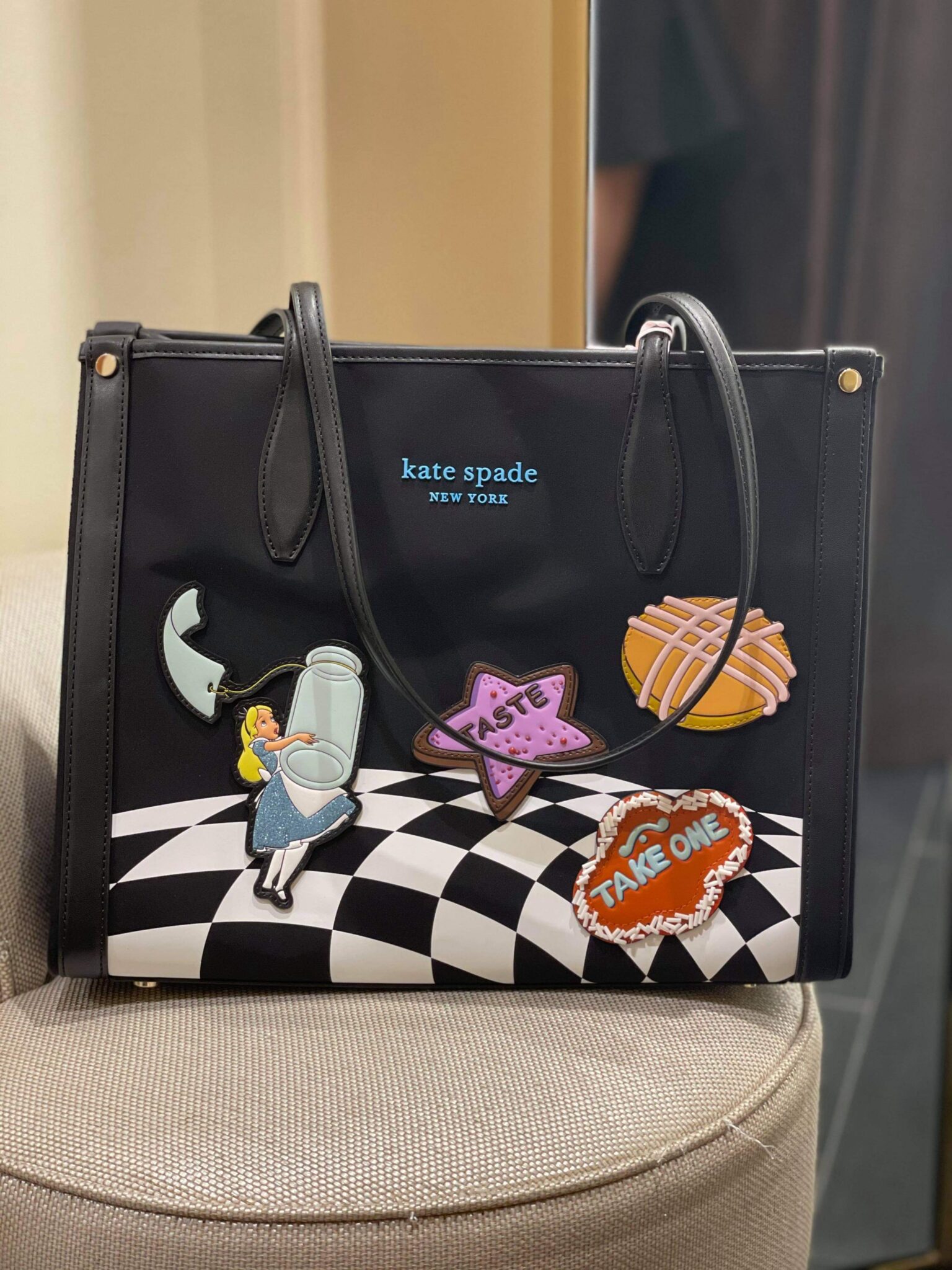 more-of-the-new-kate-spade-collection-is-trickling-into-disney-springs