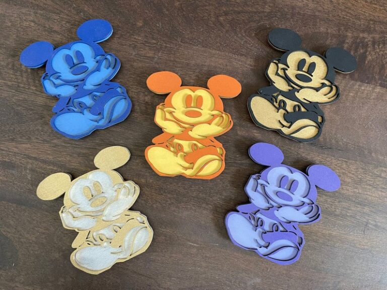 Add Style To Your Refrigerator With This Mickey Outline Magnet - Decor