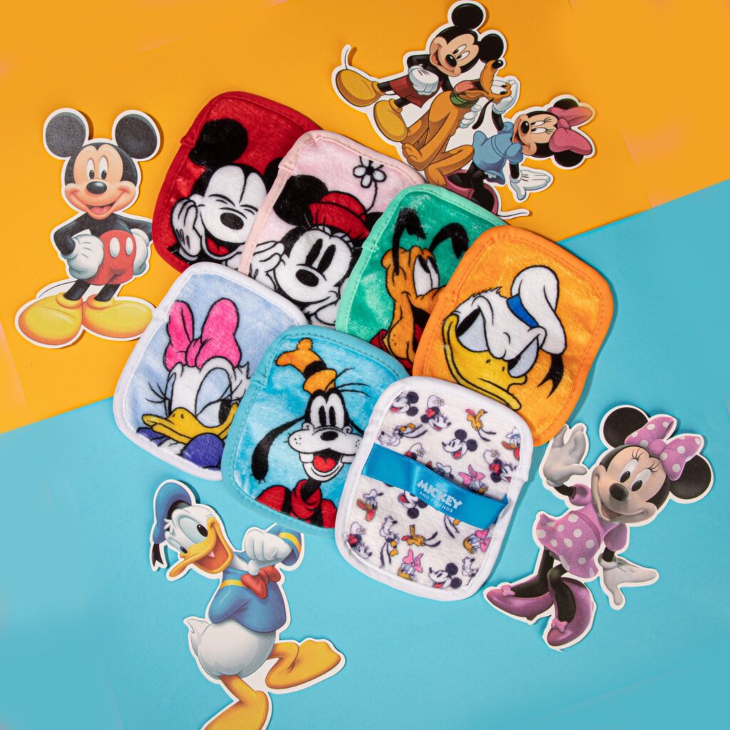 Mickey & Friends 7-Day Makeup Eraser Set