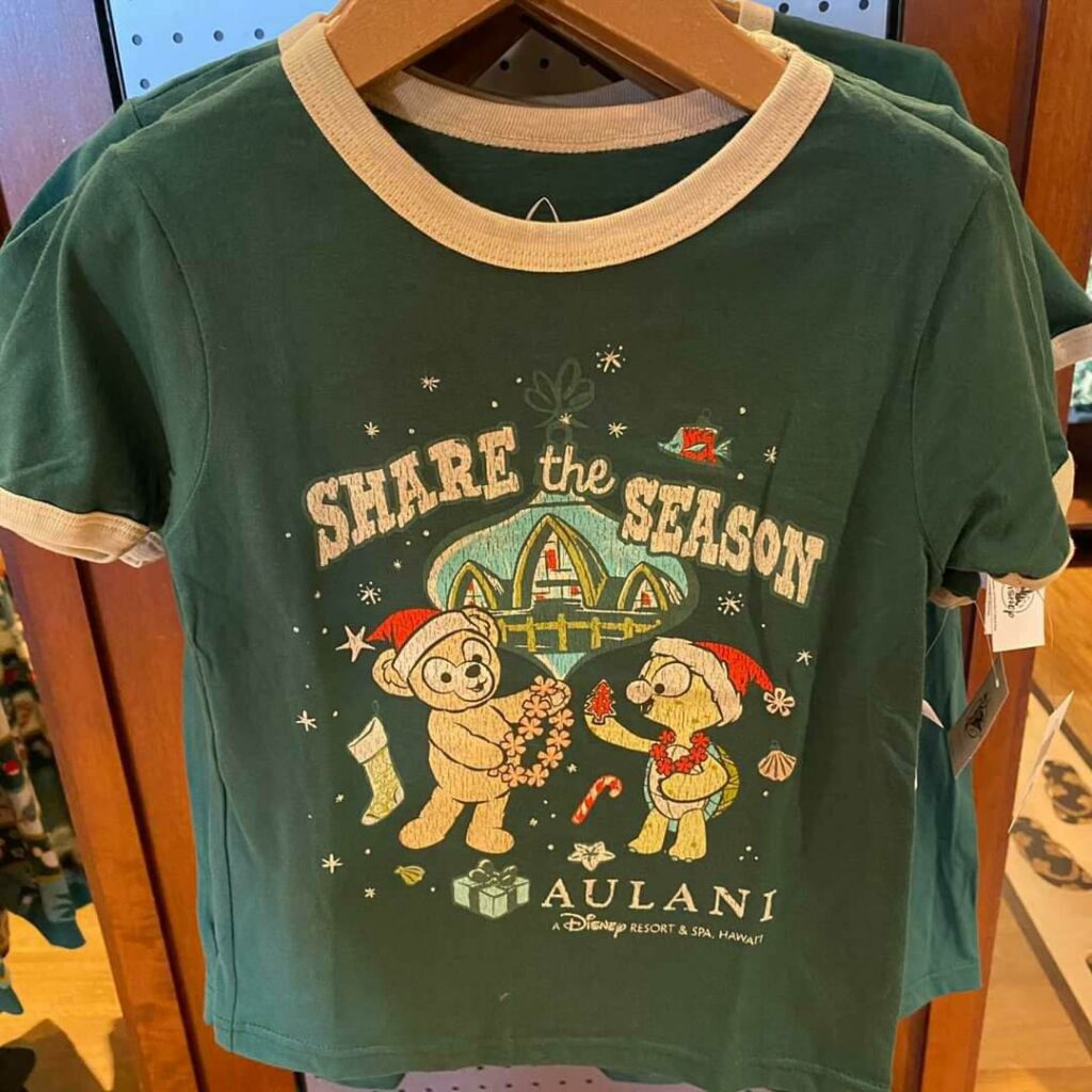 The 2022 Aulani Holiday Merchandise Puts A Tropical Twist On Christmas