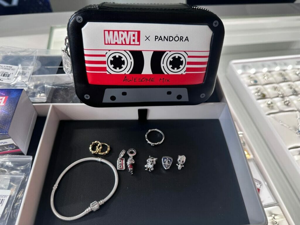 Marvel pandora box