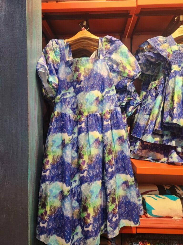 Avatar Styles Fly into Disney's Animal Kingdom - Fashion