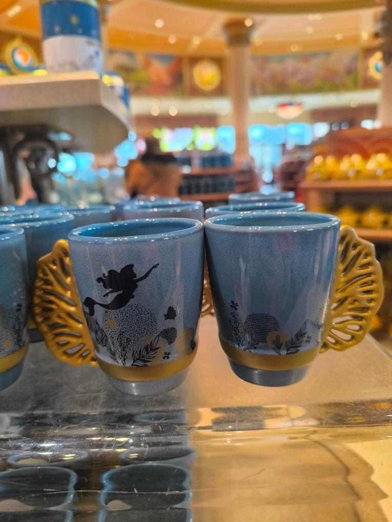 Disneyland Paris Serves Up New Dinnerware - home