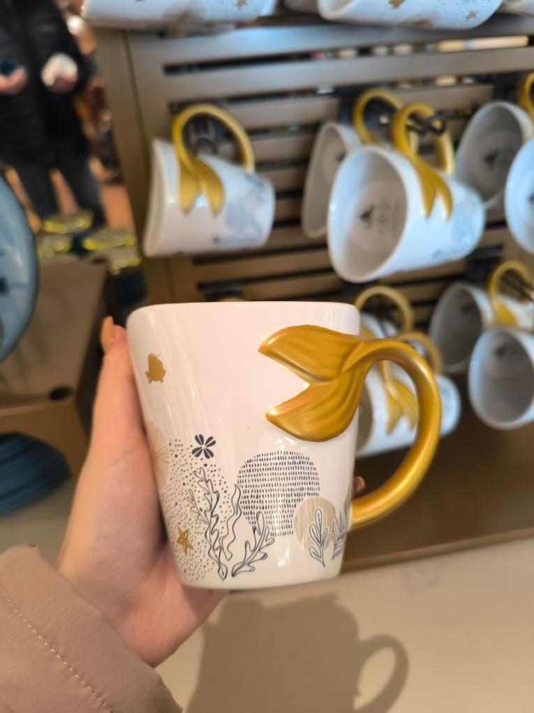 Disneyland Paris Serves Up New Dinnerware - Home