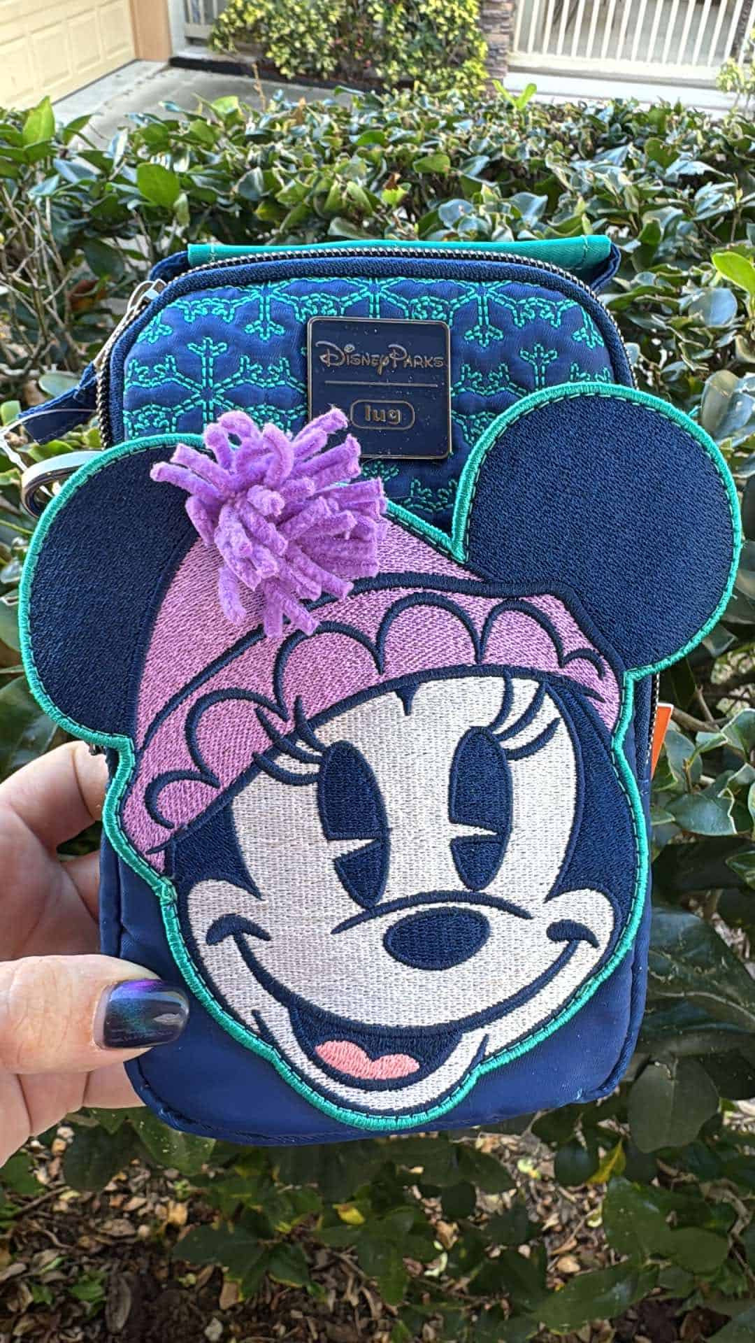 EPCOT Pavilion Norway LUG Is Ready for Adventure - bags - display picture 1