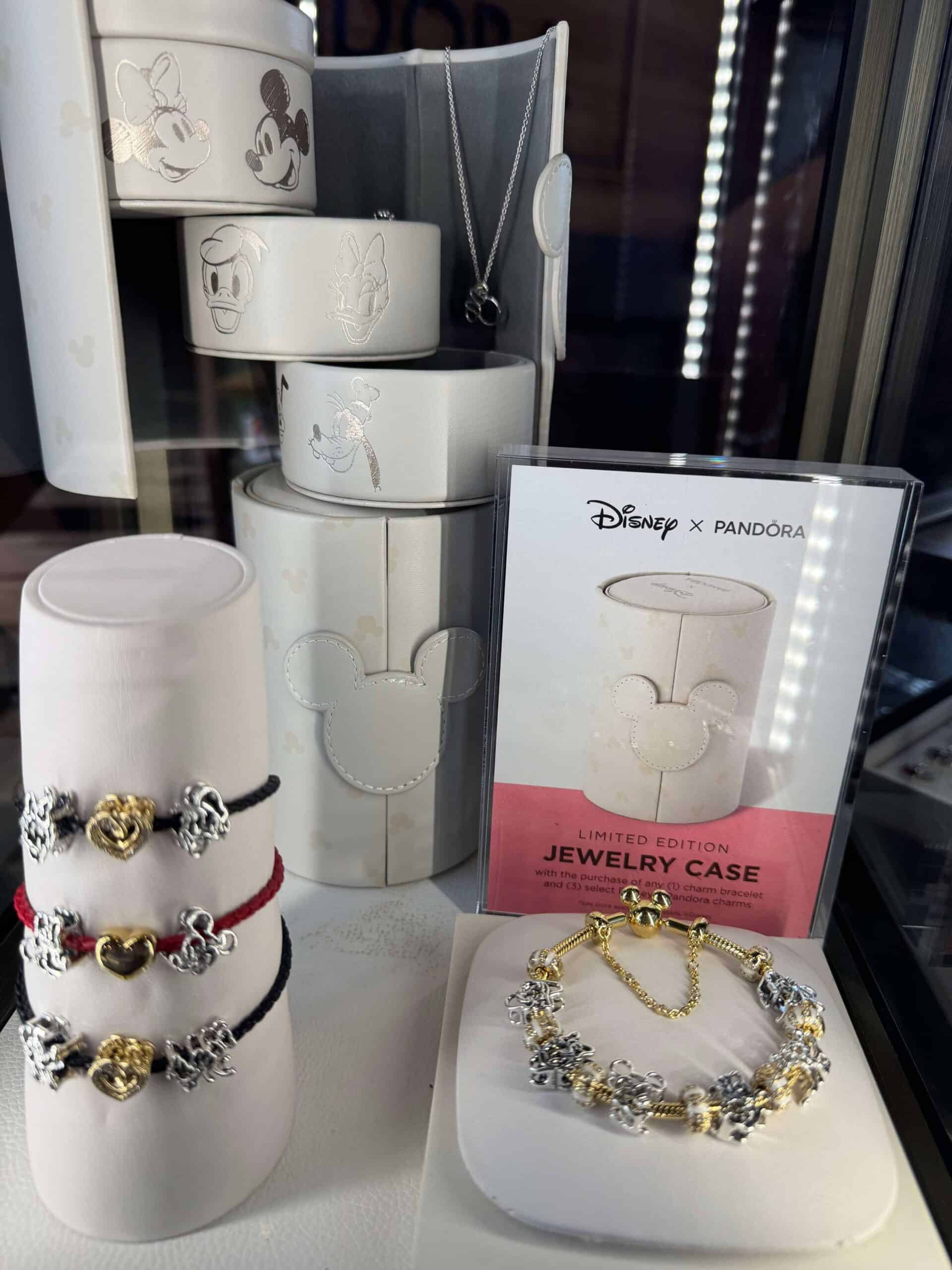 A New Mickey & Friends Pandora Collection And A New Look! -