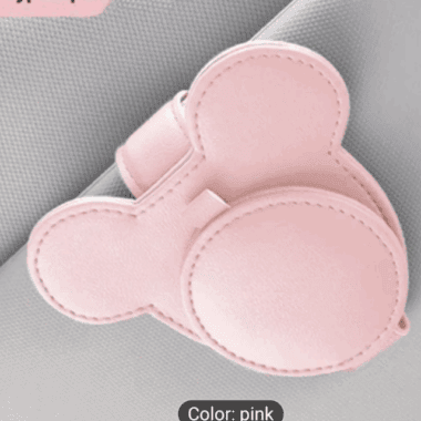 Pink Disney Minnie Mouse purse, adorable accessory for kids, perfect for Disney fans.