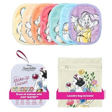 Cute Disney baby bibs with Minnie Mouse design in pastel colors.