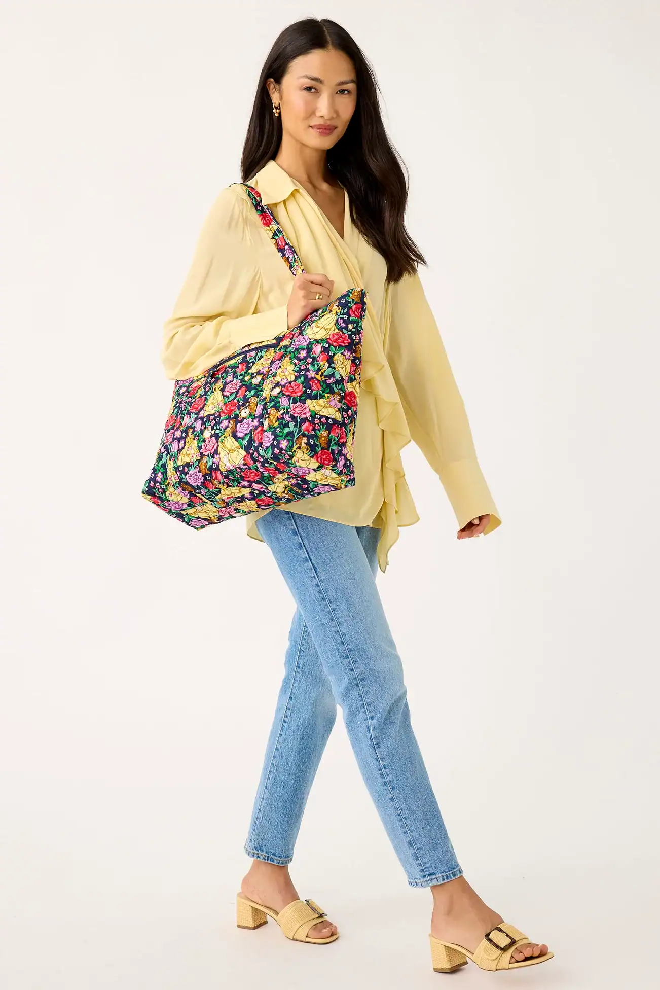バックスバニー　ロードランナー　ベルベットアート　世田谷ベース The New Vera Bradley Belle Rose Meadow Collection Is Pure